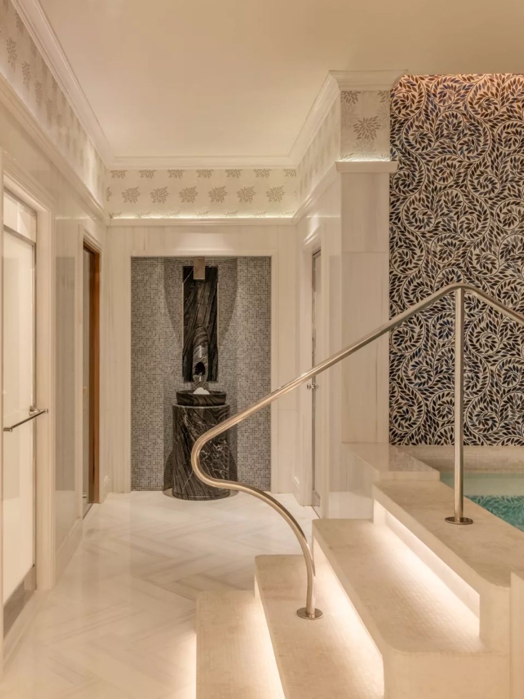 PHOTO COURTESY OF THE RAFFLES SPA, SINGAPORE