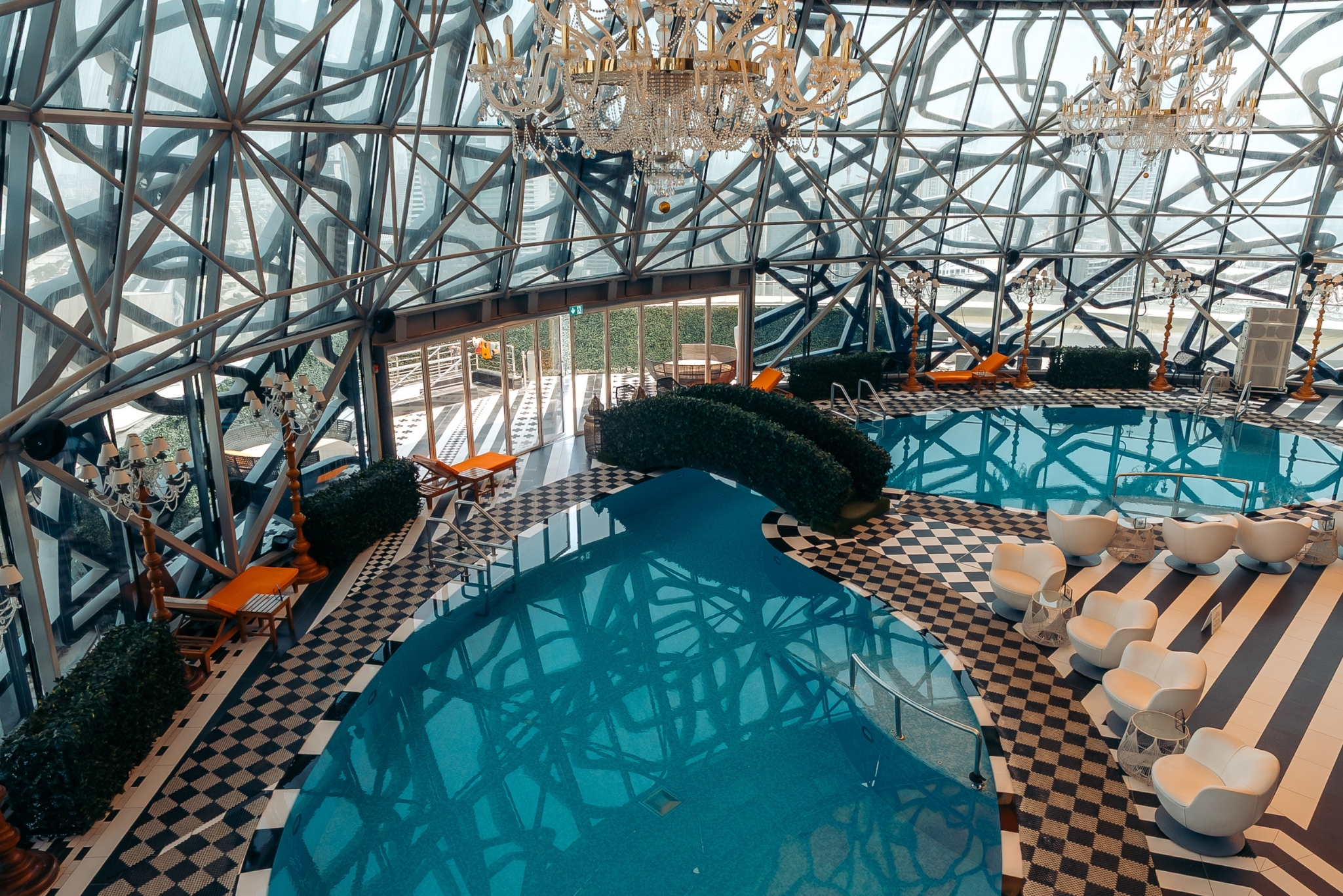 Mondrian Doha Pool